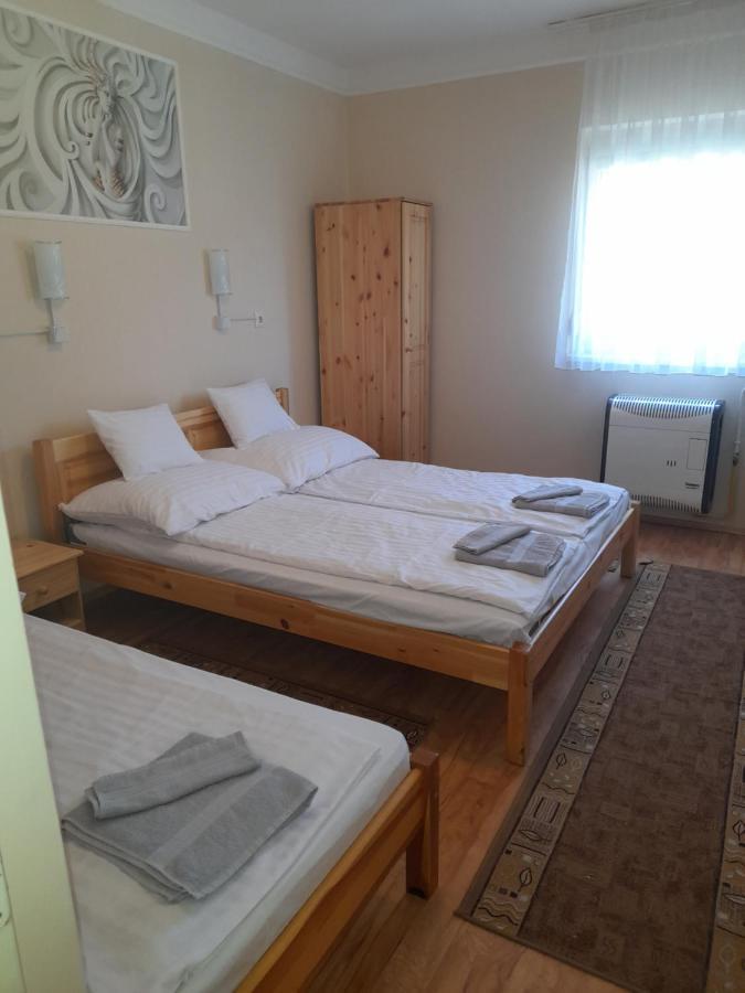 Thermal Apartman Tiszafuered Bagian luar foto