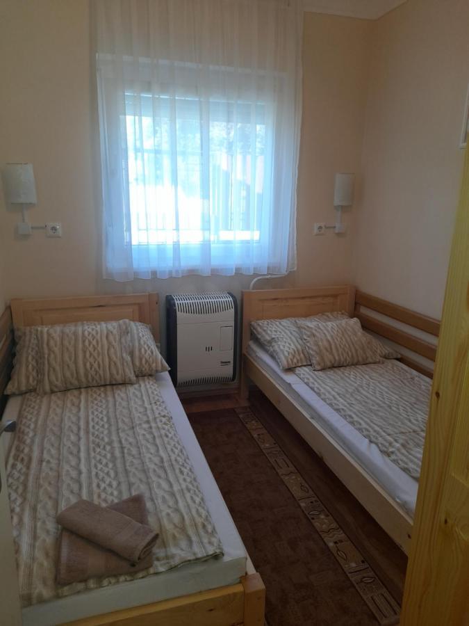 Thermal Apartman Tiszafuered Bagian luar foto